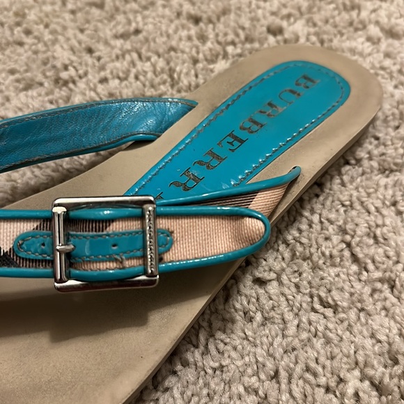 Burberry Classic Thong Sandal EU 40 - Picture 2 of 6